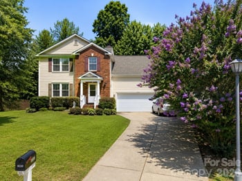9220 Garnet Field Ct, Charlotte, NC 28269