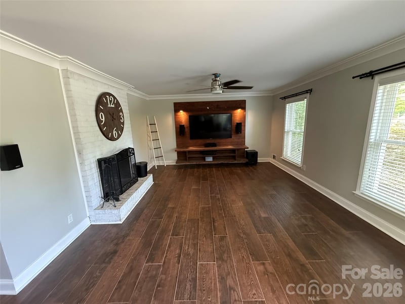 1945 Old Farm Rd, Concord, NC 28025