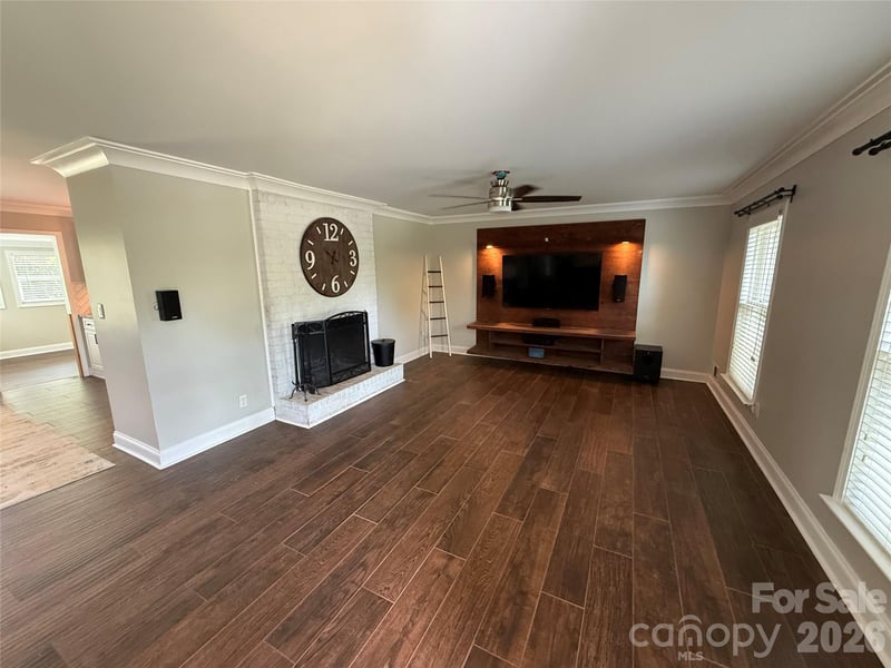 1945 Old Farm Rd, Concord, NC 28025