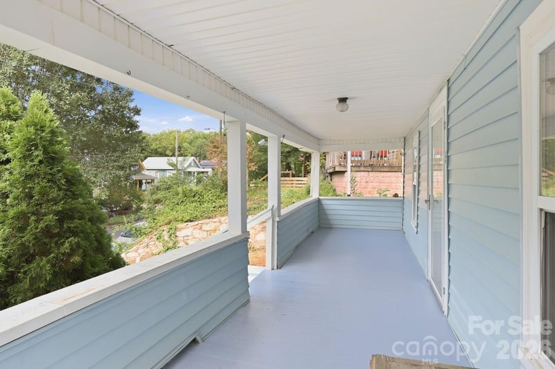 67 Montana Ave, Asheville, NC 28806