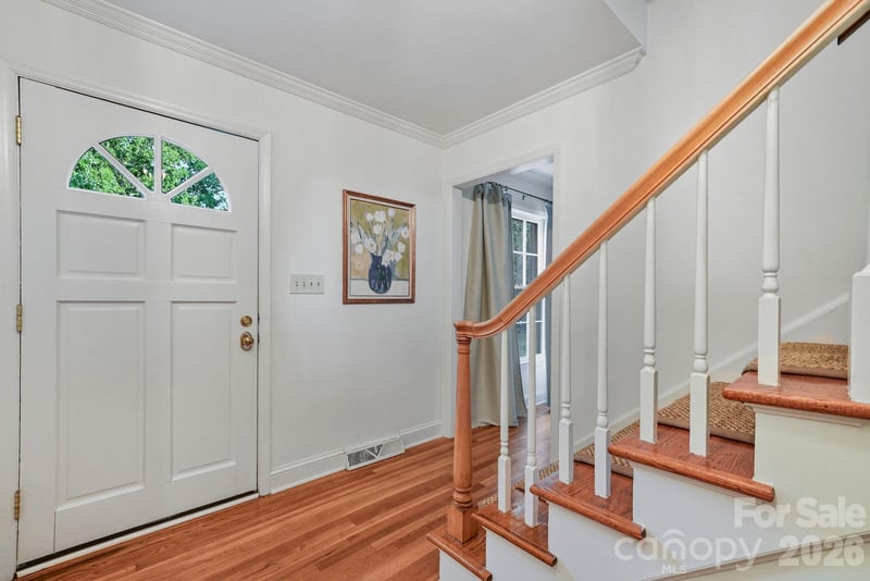 1300 Brockton Ln, Charlotte, NC 28226