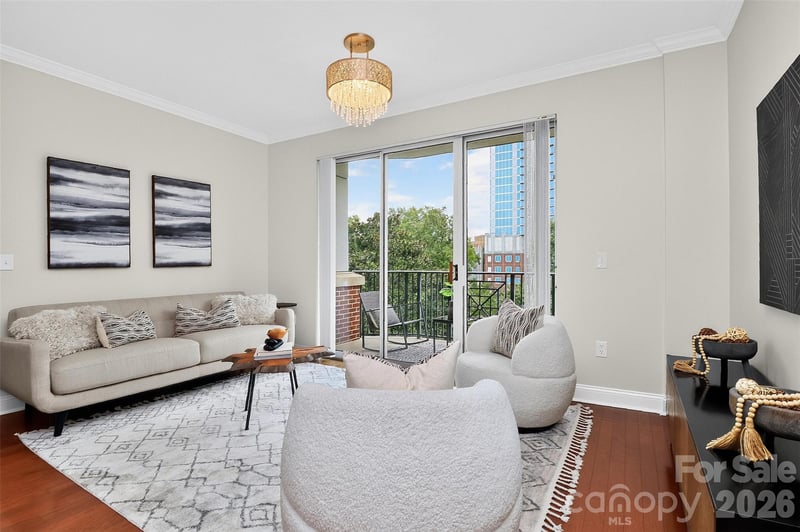 300 W 5th St #709, Charlotte, NC 28202