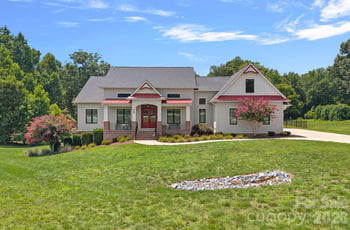 2889 Mount Pleasant Rd, Sherrills Ford, NC 28673
