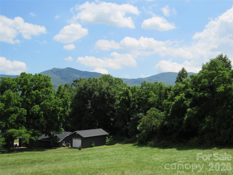 Mystic View Ln, Black Mountain, NC 28711