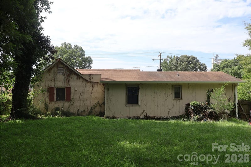 504 Oak St, Mooresville, NC 28115