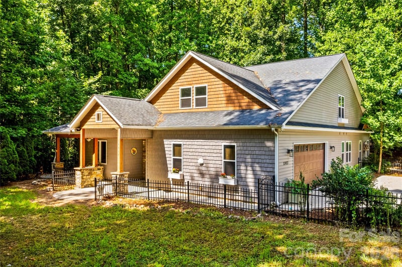 13927 Asbury Chapel Rd, Huntersville, NC 28078