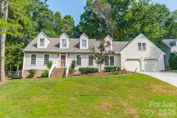 5815 Chapel Creek Ct, Charlotte, NC 28226