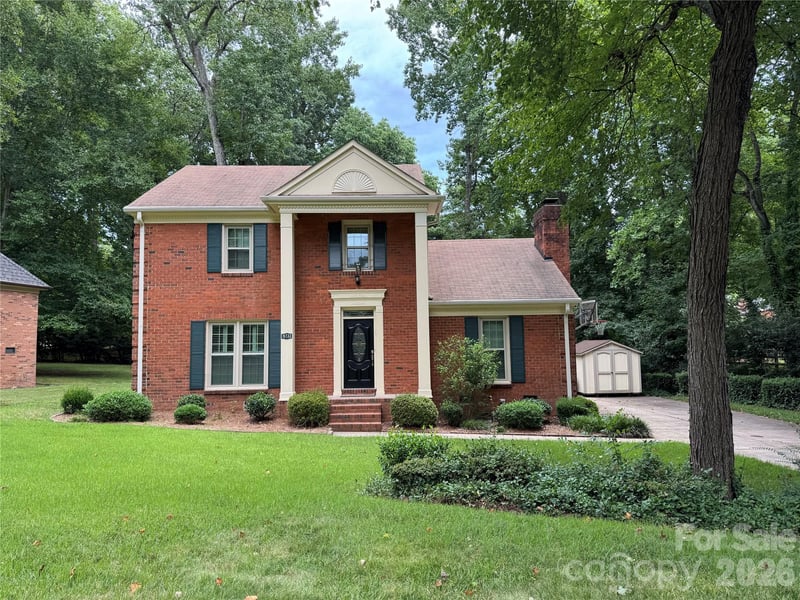 9732 Leeswood Ln, Matthews, NC 28105