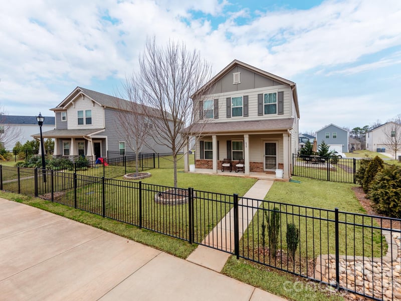438 Nixon Rd, Belmont, NC 28012