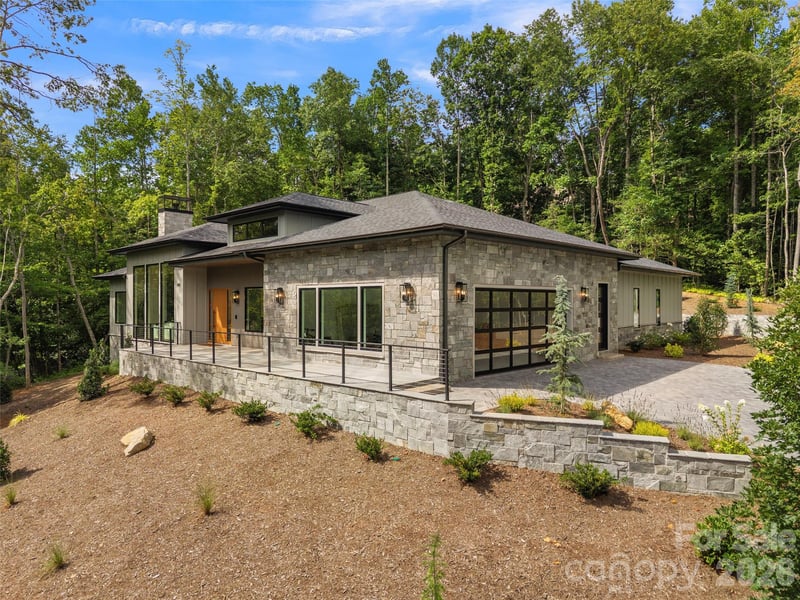 645 Walnut Valley Pw, Arden, NC 28704