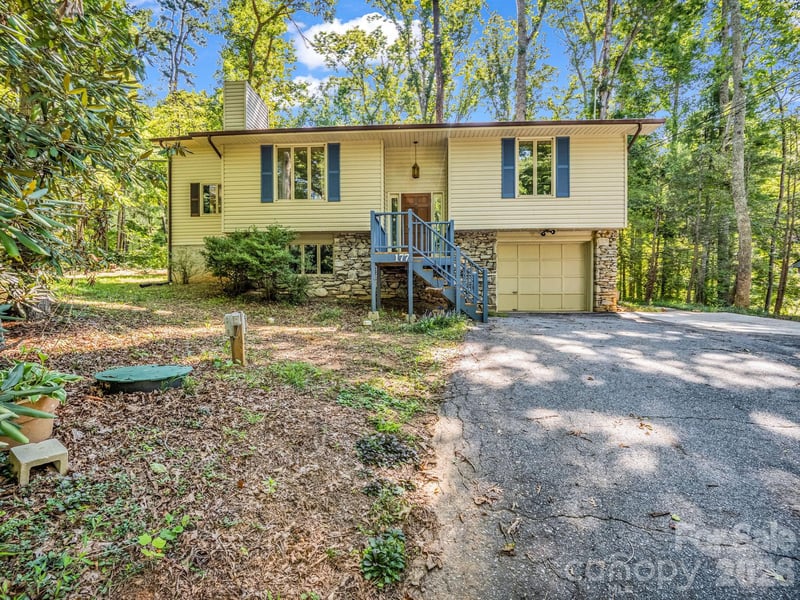 177 Weston Rd, Arden, NC 28704