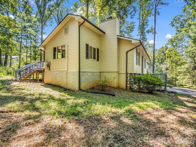 177 Weston Rd, Arden, NC 28704