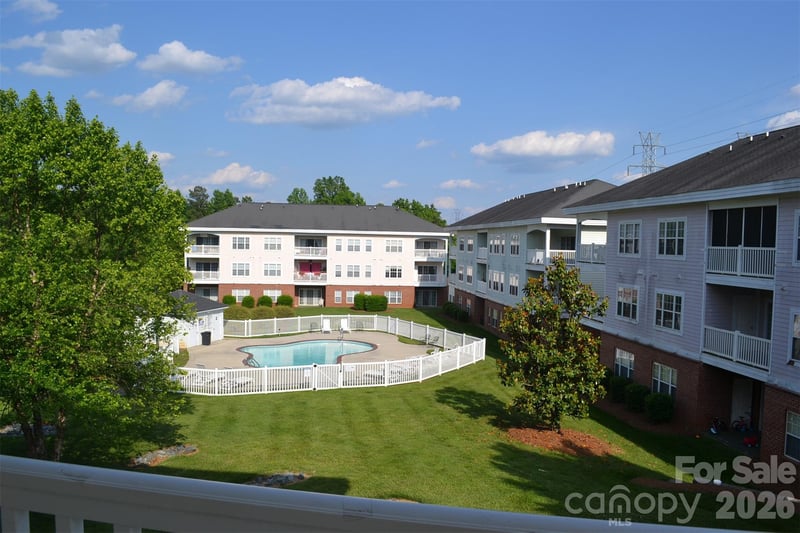 8658 Coralbell Ln, Charlotte, NC 28213