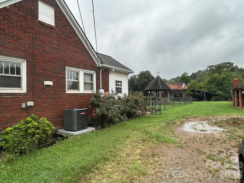 2435 Sherrills Ford Rd, Salisbury, NC 28147