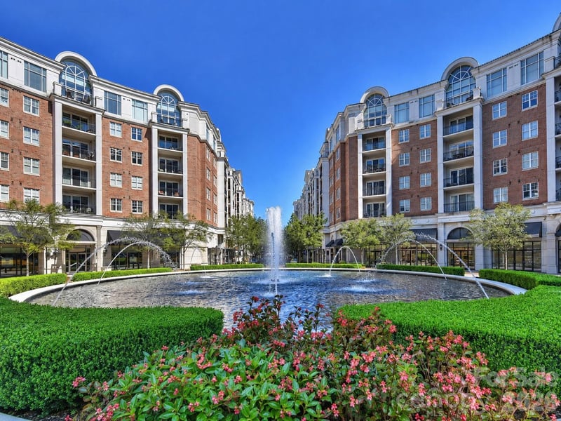 4625 Piedmont Row Dr #401, Charlotte, NC 28210