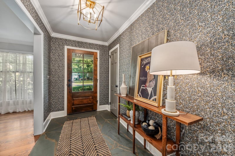 339 Wingrave Dr, Charlotte, NC 28270