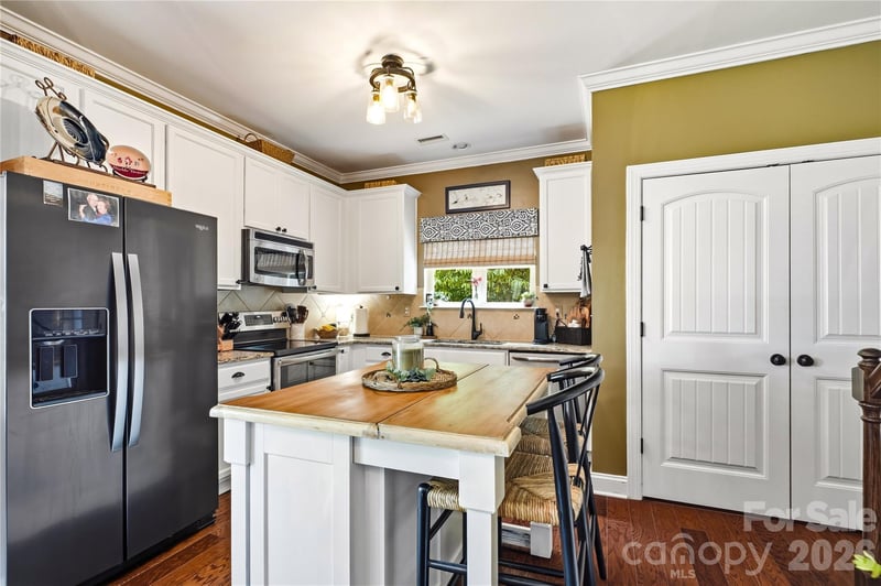192 Aztec Cir, Mooresville, NC 28117