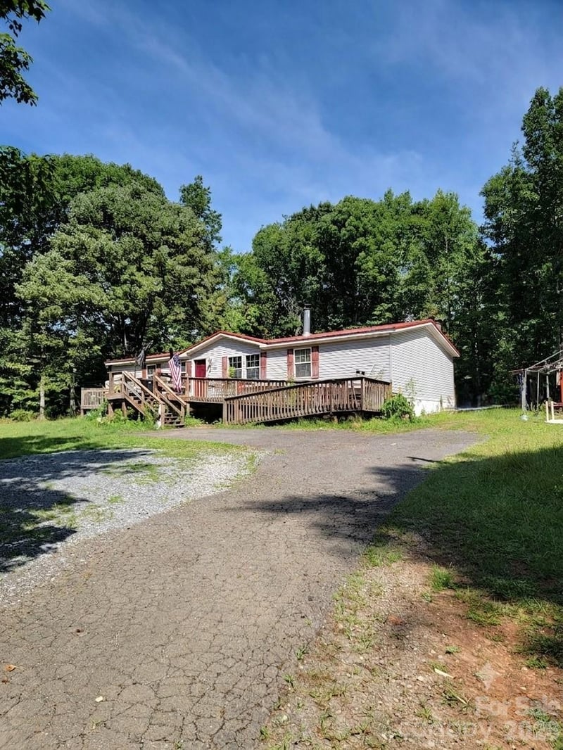 5326 Forestwinds Dr, York, SC 29745