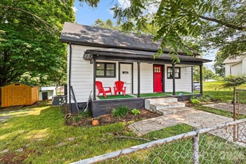 1921 4th St #83, Hickory, NC 28602