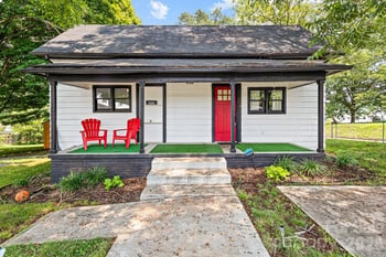 1921 4th St #83, Hickory, NC 28602