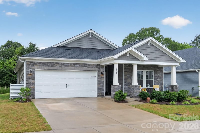1229 Morehead Dr, Salisbury, NC 28144