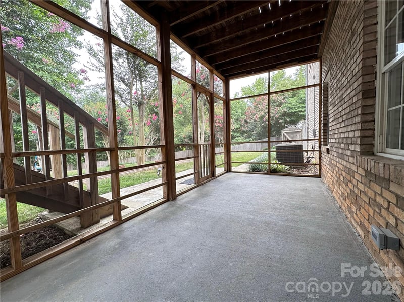 4288 Harbor Ln, Sherrills Ford, NC 28673