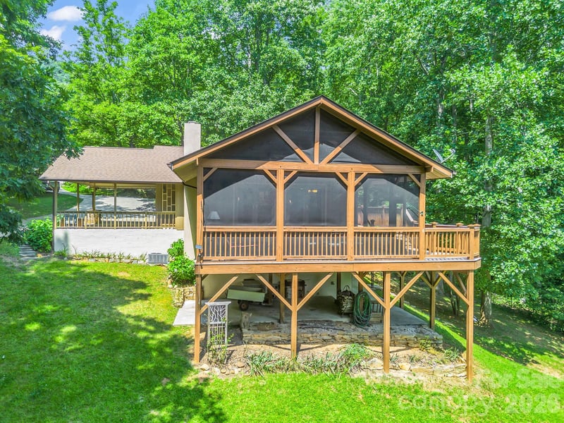 12 Chippewa Trl, Black Mountain, NC 28711