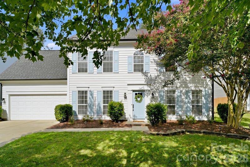 4611 Rock Stream Dr, Charlotte, NC 28269