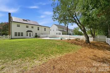 4611 Rock Stream Dr, Charlotte, NC 28269