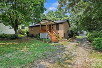 5315 Ruth Dr, Charlotte, NC 28215