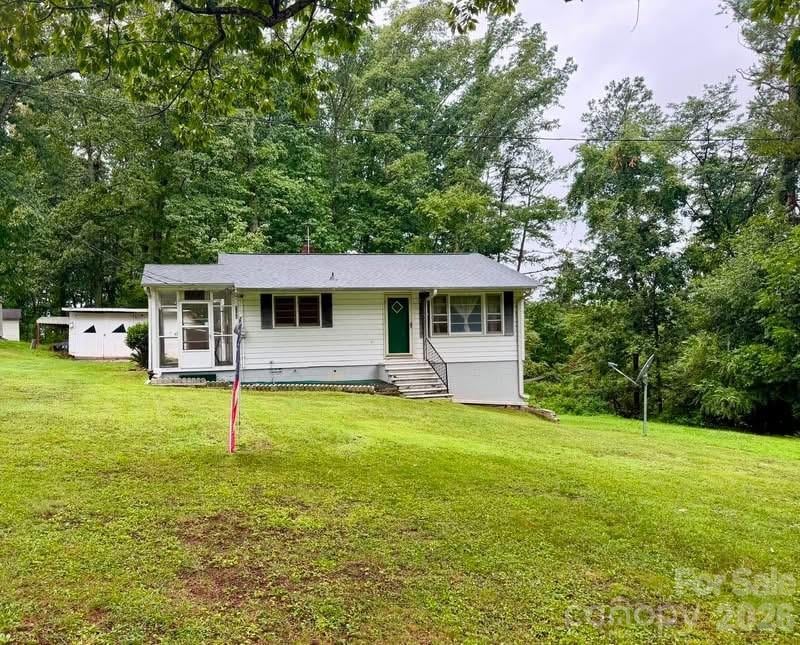 1132 S Rutherford St, Blacksburg, SC 29702