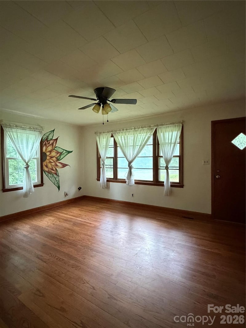 1132 Rutherford St, Blacksburg, SC 29702