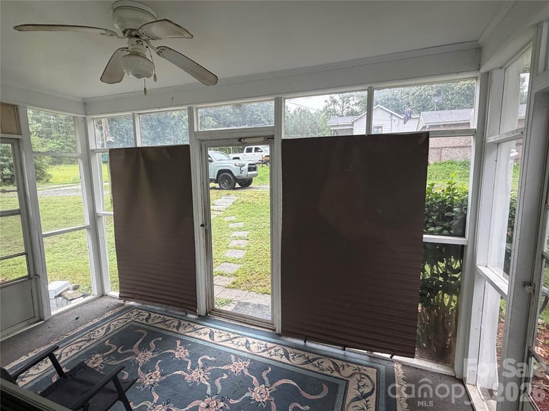 1132 Rutherford St, Blacksburg, SC 29702
