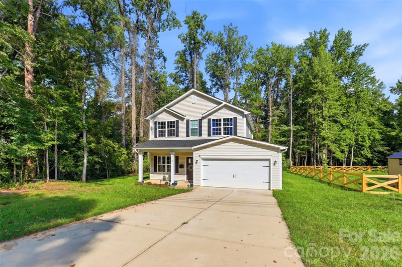 313 Bell St, Mount Holly, NC 28120