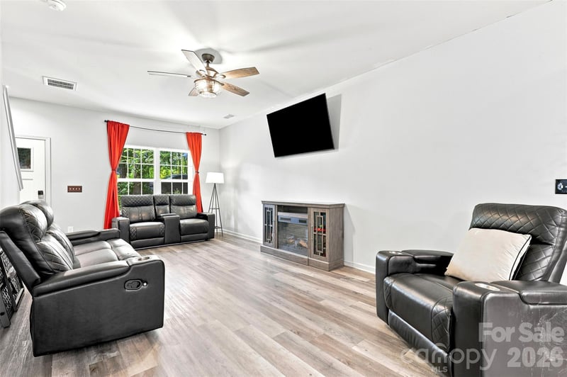 313 Bell St, Mount Holly, NC 28120