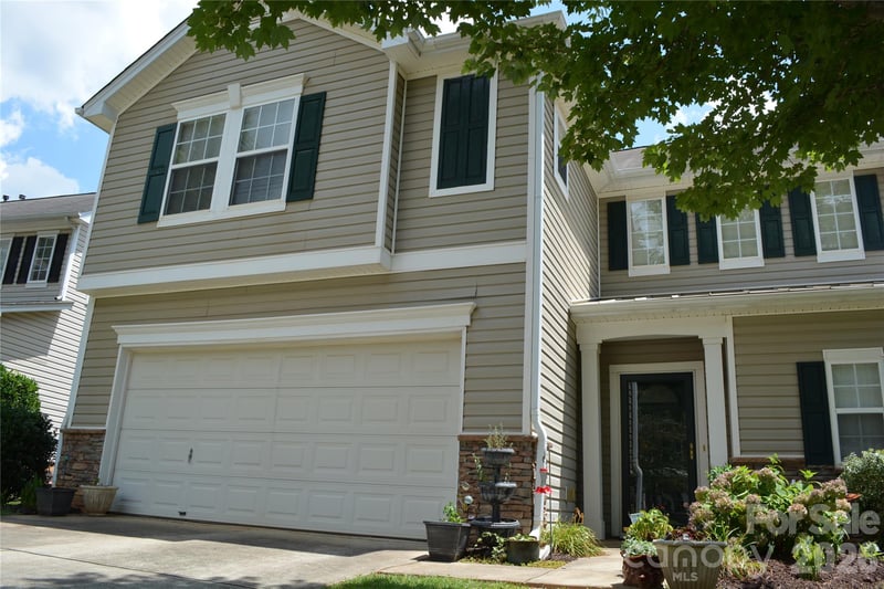 4351 Stone Mountain Dr, Gastonia, NC 28054