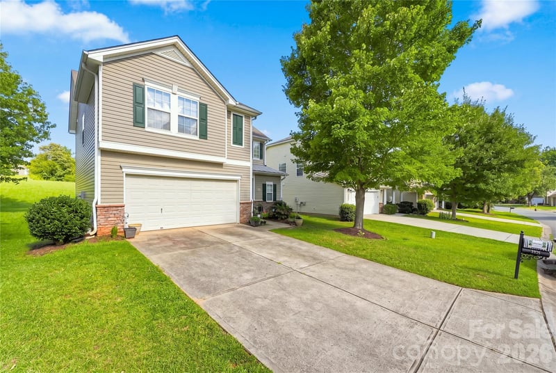 4351 Stone Mountain Dr, Gastonia, NC 28054