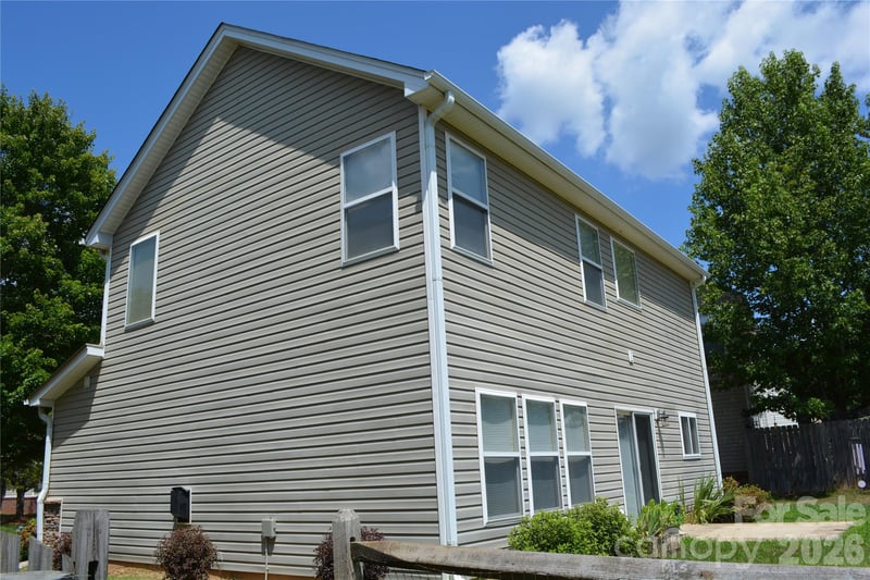 4351 Stone Mountain Dr, Gastonia, NC 28054