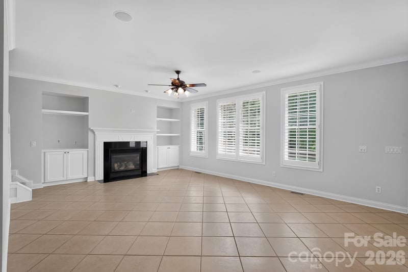 105 Castlestone Ln, Matthews, NC 28104