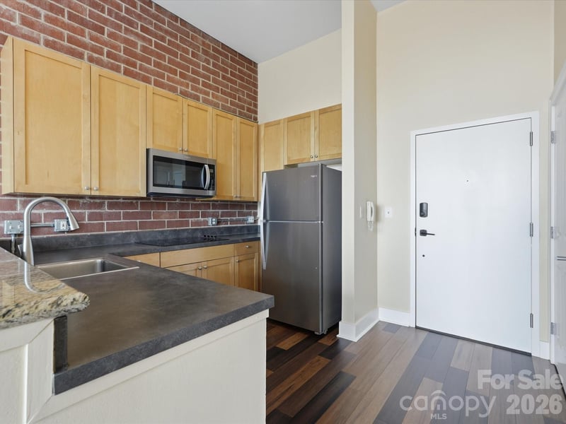 710 Trade St #703, Charlotte, NC 28202