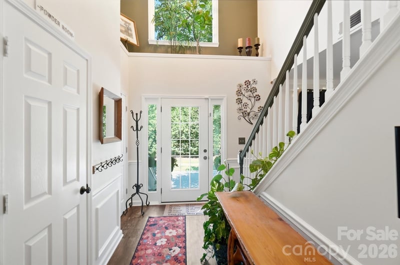 13901 Kings Carriage Ln, Charlotte, NC 28278