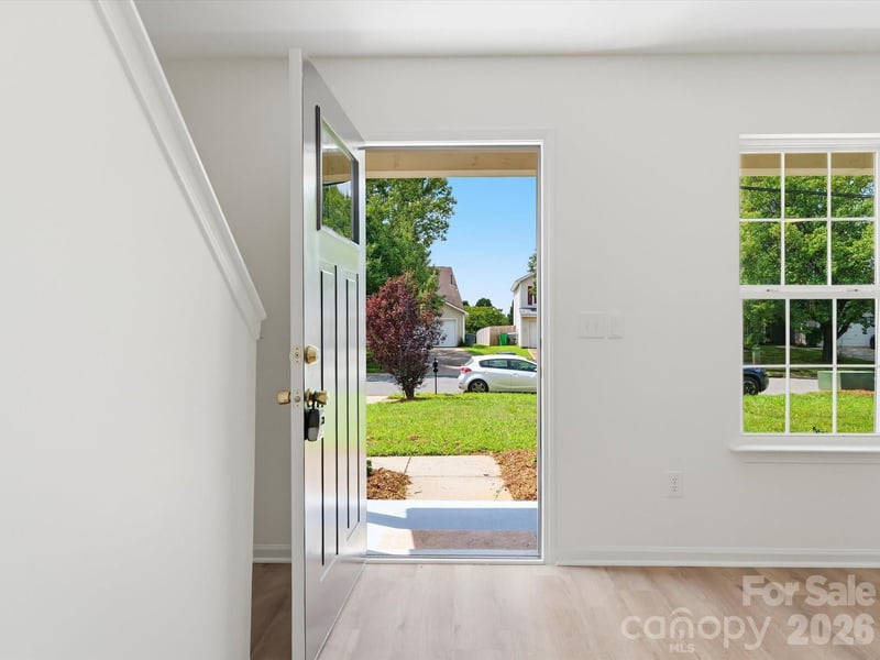 908 Lakehill Rd, Charlotte, NC 28214
