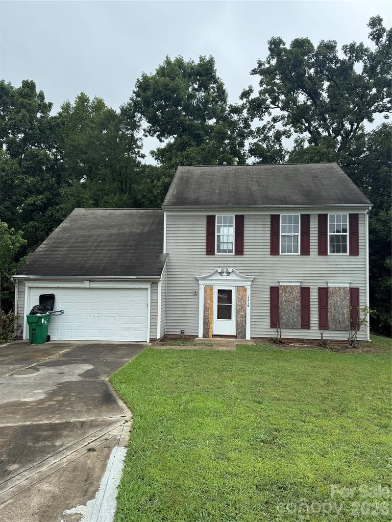 1319 Red Tallen Ct, Charlotte, NC 28214