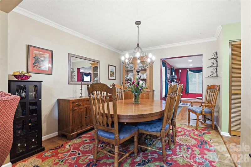 140 Eastwood Dr, Statesville, NC 28625