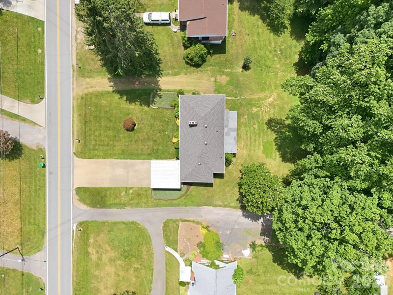 845 Sand Hill Rd, Asheville, NC 28806