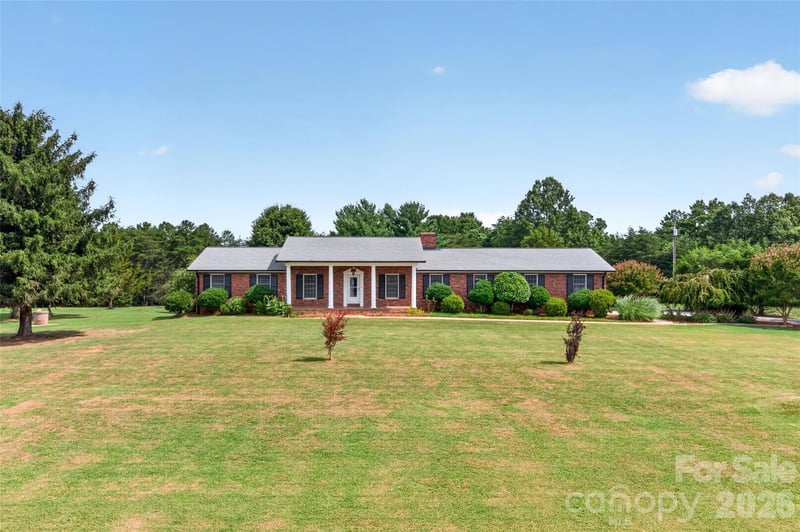 3040 Maiden Rd, Maiden, NC 28650