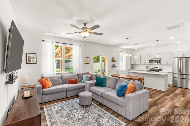 1913 Marlwood Cir, Charlotte, NC 28227