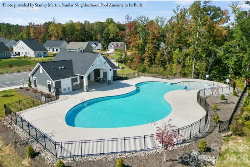 4012 Juno Dr, Charlotte, NC 28215