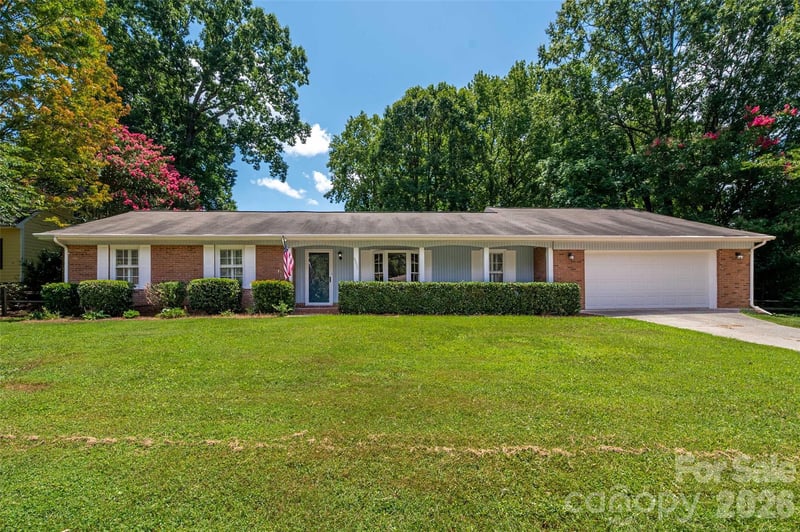 6637 Old Post Rd, Charlotte, NC 28212