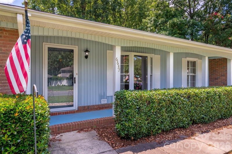 6637 Old Post Rd, Charlotte, NC 28212